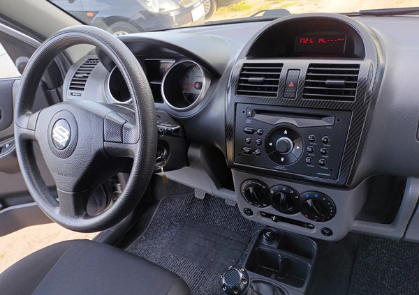 Suzuki Ignis cena 12990 przebieg: 162000, rok produkcji 2005 z Miłosław małe 326